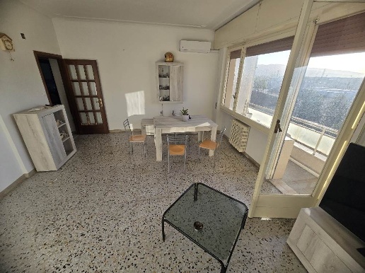 appartamento in vendita a Pistoia in zona Centro Città