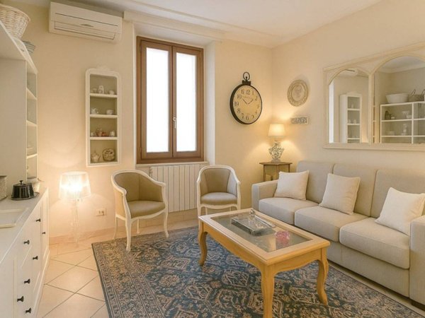 casa indipendente in vendita a Pistoia in zona Centro Città