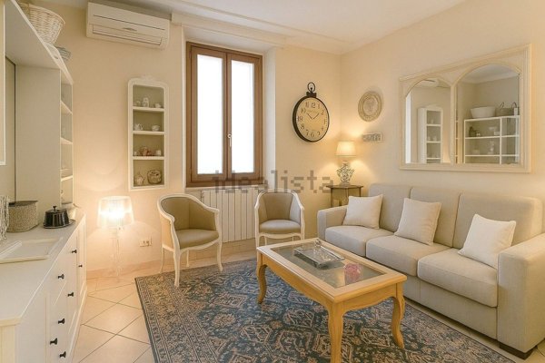 casa indipendente in vendita a Pistoia in zona Centro Città