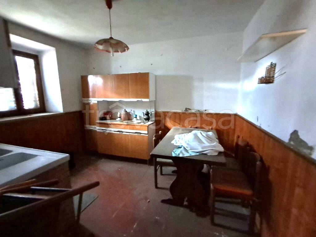 casa indipendente in vendita a Pistoia