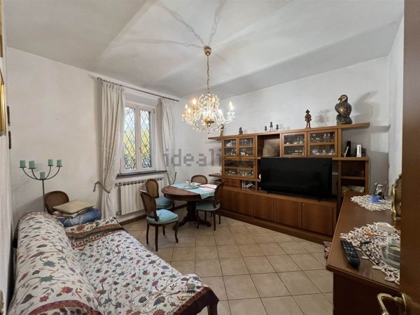 casa indipendente in vendita a Pistoia