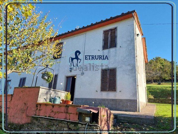 casa indipendente in vendita a Pistoia in zona Valdibrana