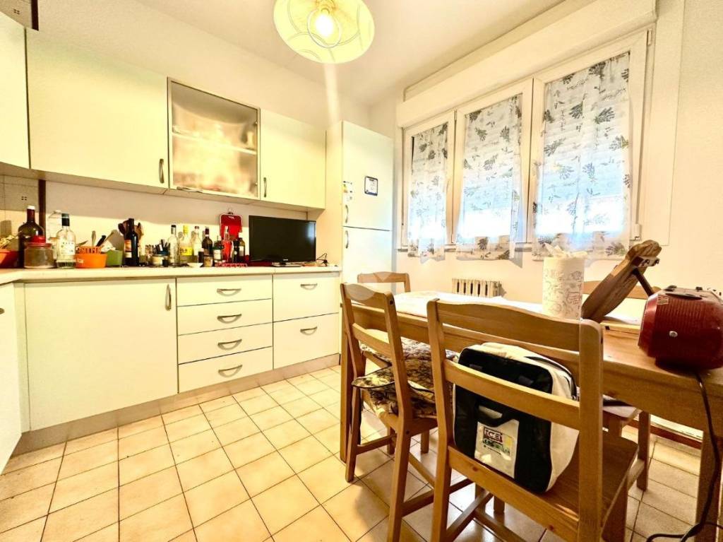 appartamento in vendita a Pistoia in zona Bottegone