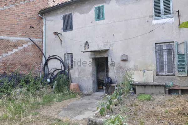 casa indipendente in vendita a Pistoia
