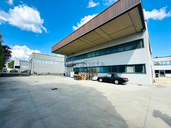 locale di sgombero in vendita a Pistoia