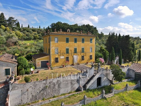 villa in vendita a Pistoia