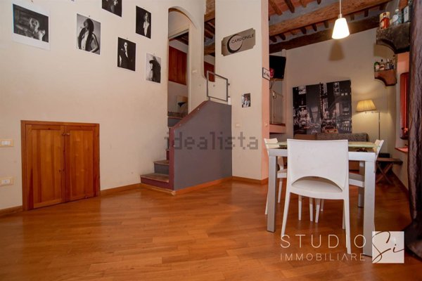 appartamento in vendita a Pistoia in zona Centro Città