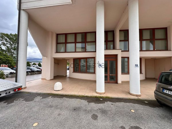 ufficio in vendita a Pistoia