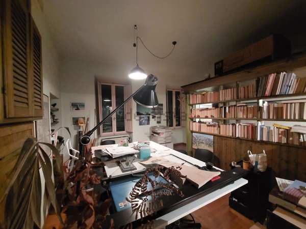 ufficio in vendita a Pistoia in zona Centro Città