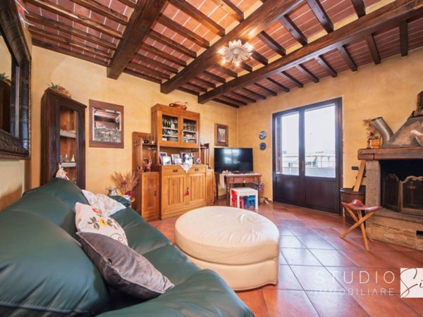 appartamento in vendita a Pistoia in zona Centro Città