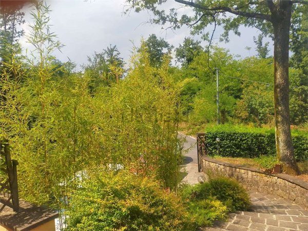 casa indipendente in vendita a Pistoia