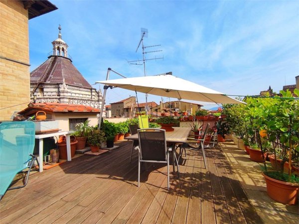 appartamento in vendita a Pistoia in zona Centro Città