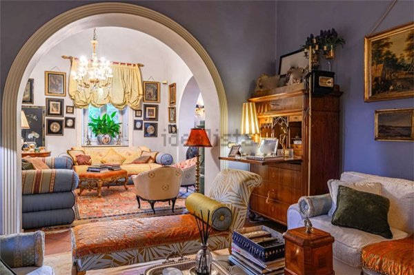 casa indipendente in vendita a Pistoia