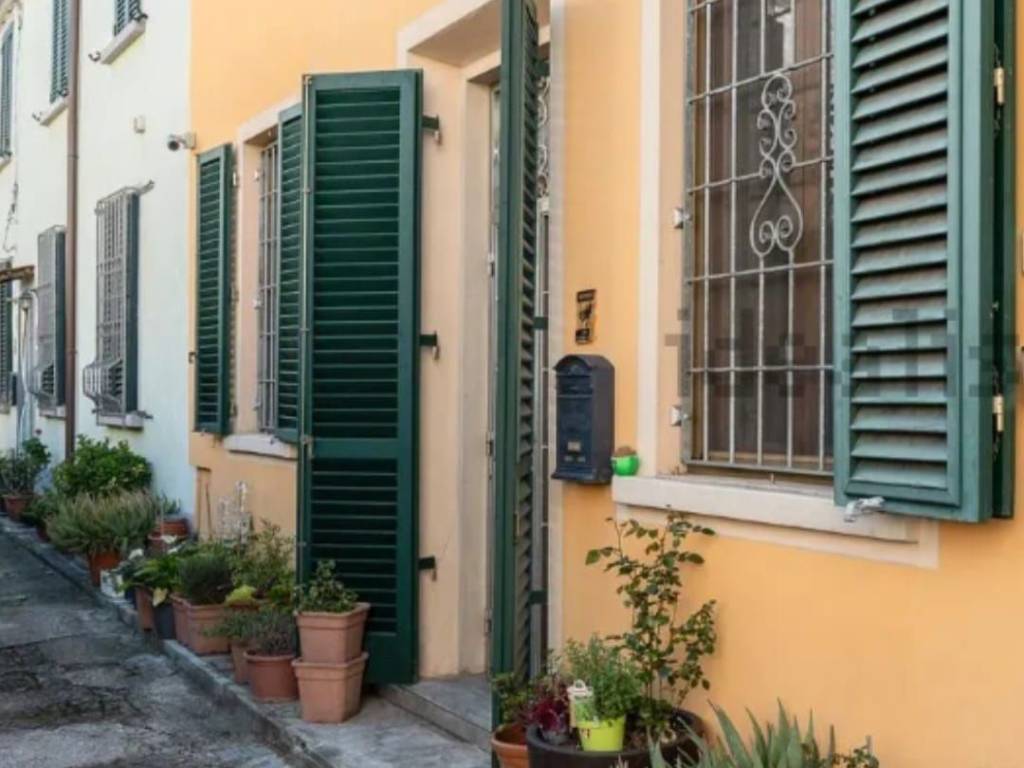 casa indipendente in vendita a Pistoia in zona Centro Città