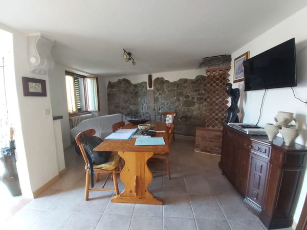 casa indipendente in vendita a Pistoia in zona Baggio