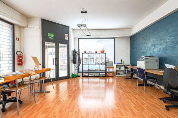 ufficio in vendita a Pistoia