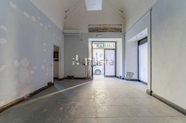 ufficio in vendita a Pistoia in zona Centro Città