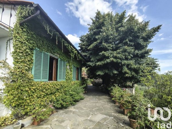 casa indipendente in vendita a Pistoia in zona La Cugna