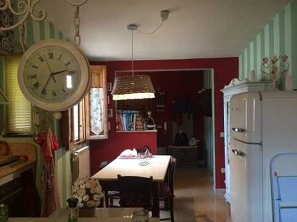 appartamento in vendita a Pistoia in zona Centro Città