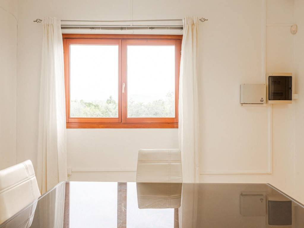 ufficio in vendita a Pistoia