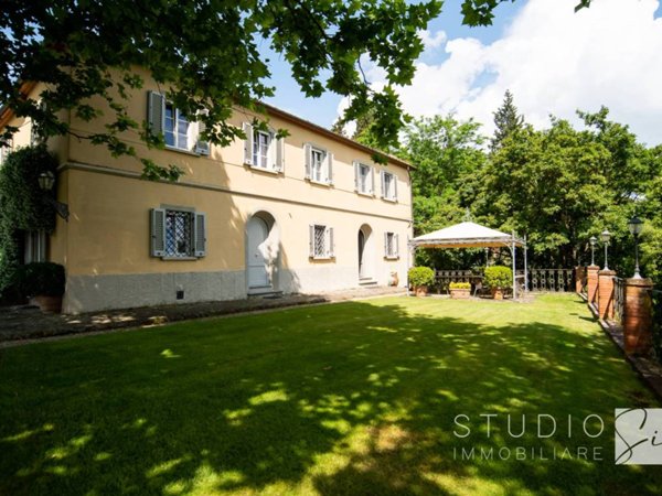 casa indipendente in vendita a Pistoia in zona Spazzavento