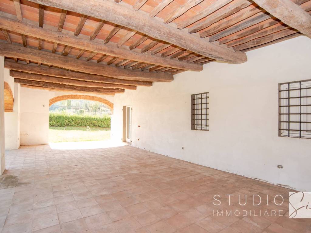 casa indipendente in vendita a Pistoia in zona Spazzavento