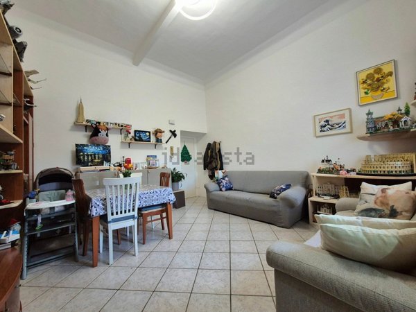 casa indipendente in vendita a Pistoia in zona Centro Città