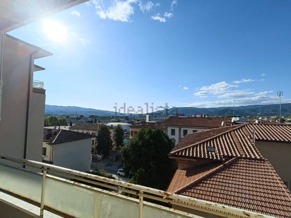 appartamento in vendita a Pistoia in zona Centro Città