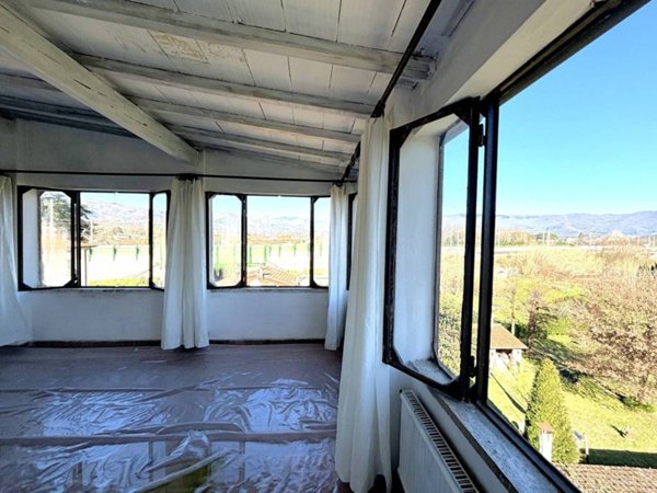 appartamento in vendita a Pistoia in zona Spazzavento