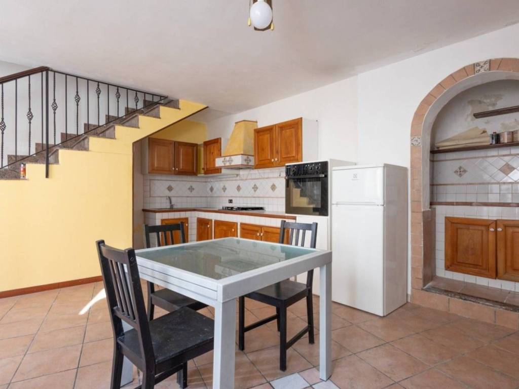 casa indipendente in vendita a Pistoia in zona Centro Città