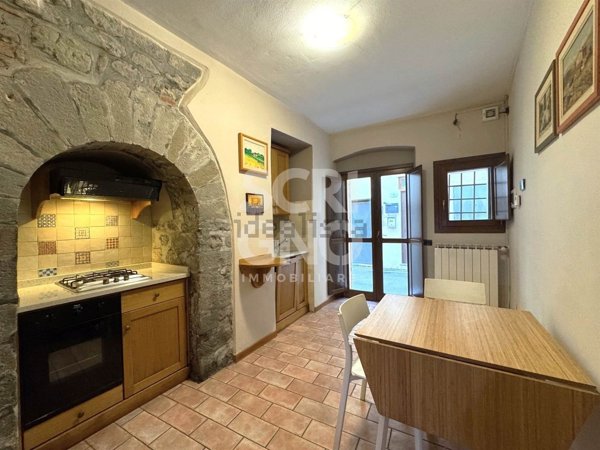 casa indipendente in vendita a Pistoia in zona Centro Città