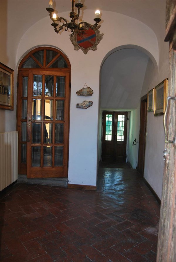 casa indipendente in vendita a Pistoia in zona Valdibrana