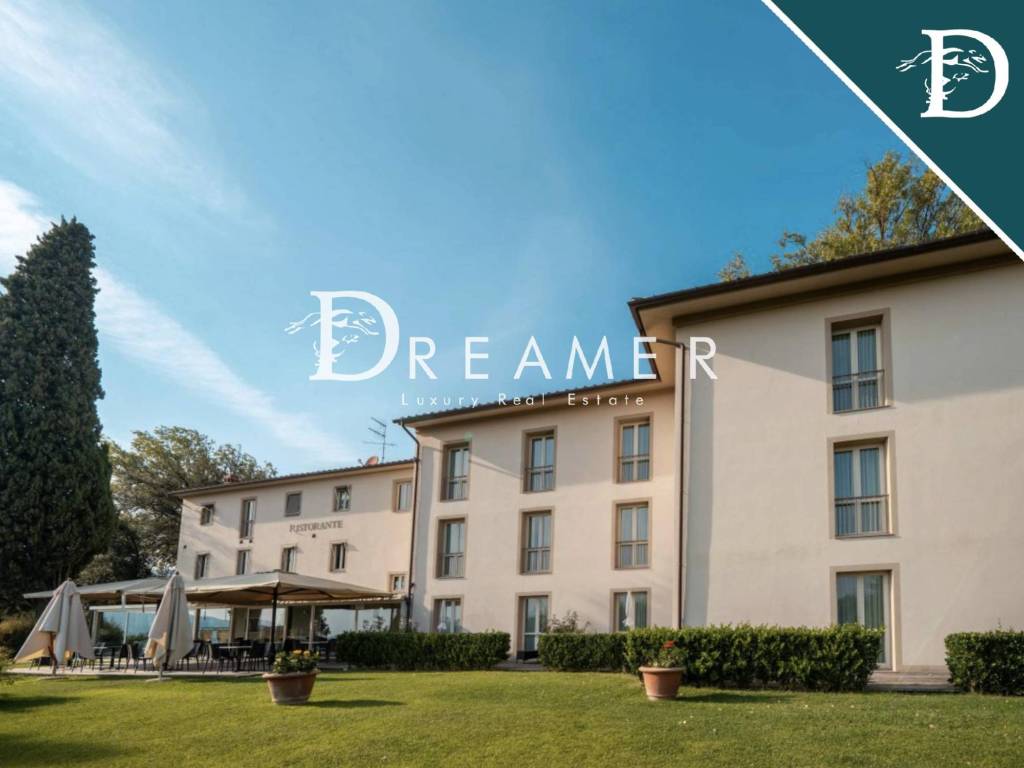 villa in vendita a Pistoia in zona Campiglio