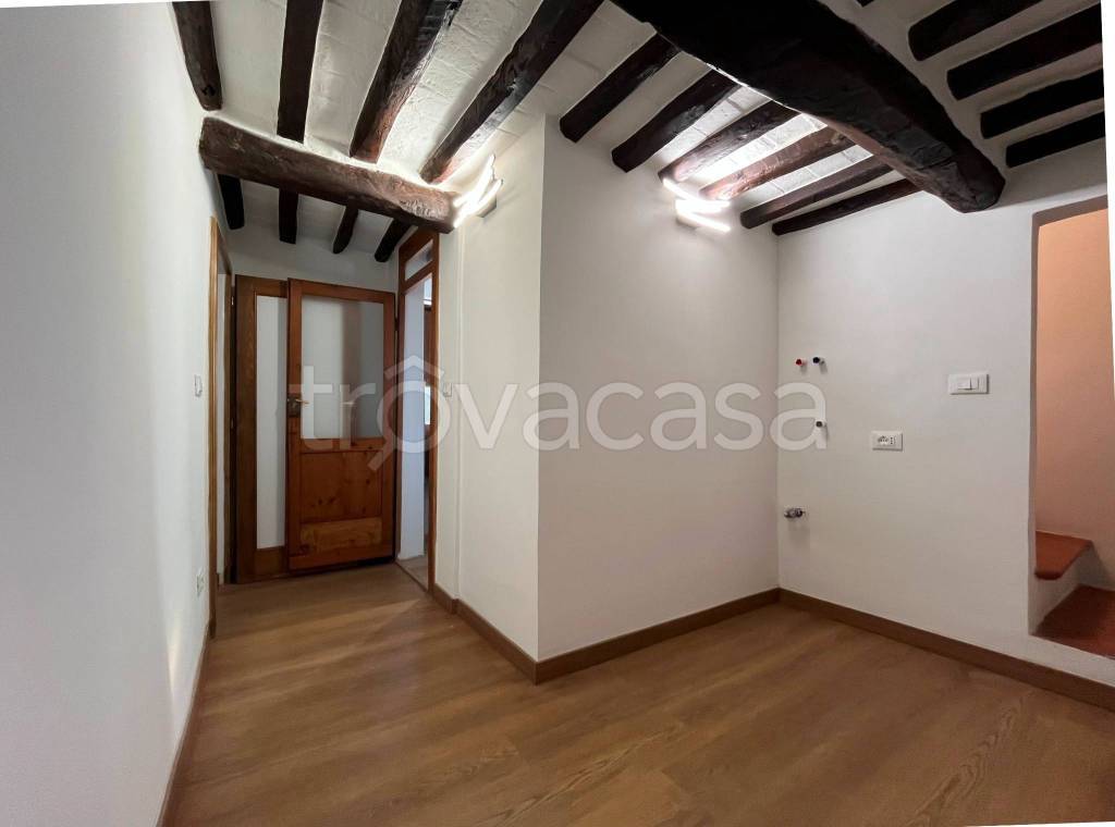 casa indipendente in vendita a Pistoia in zona Santomoro