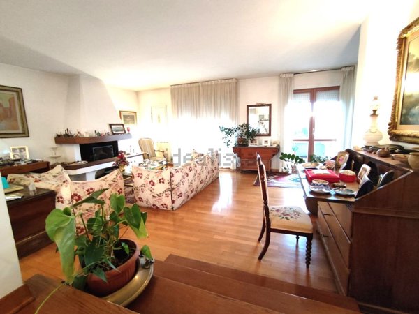 appartamento in vendita a Pistoia in zona Stadio