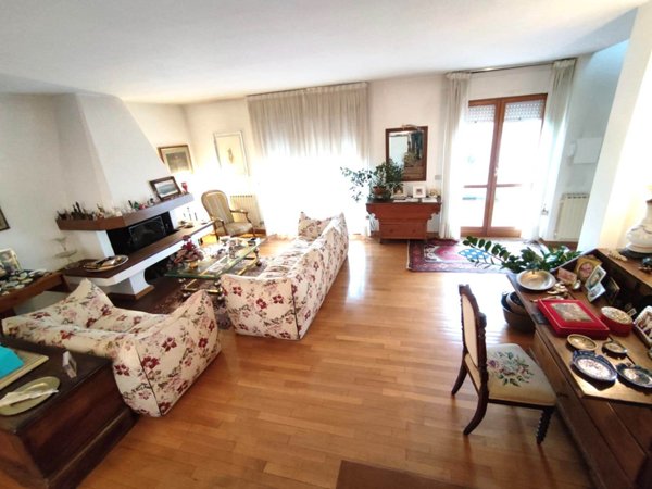 appartamento in vendita a Pistoia in zona Stadio