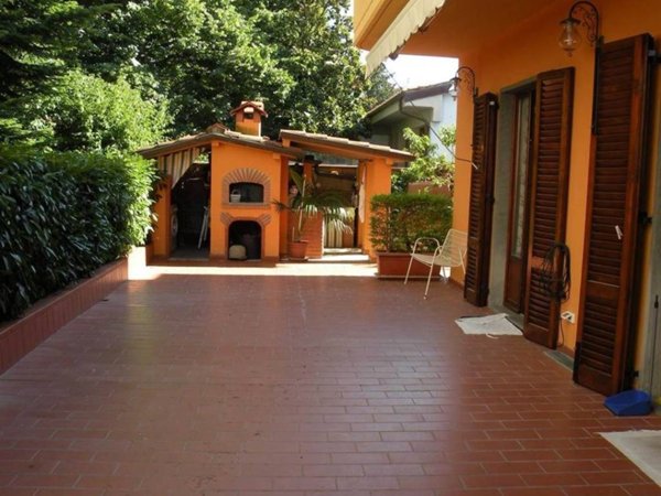 casa indipendente in vendita a Pistoia in zona Centro Città