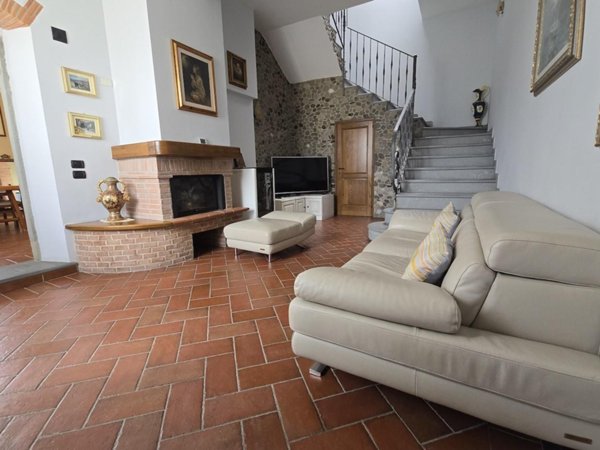 appartamento in vendita a Pistoia in zona Spazzavento