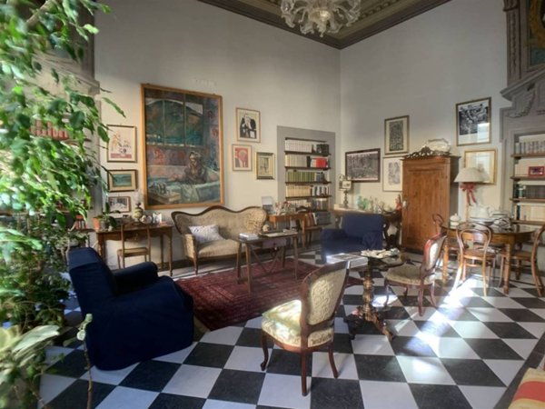 appartamento in vendita a Pistoia in zona Centro Città