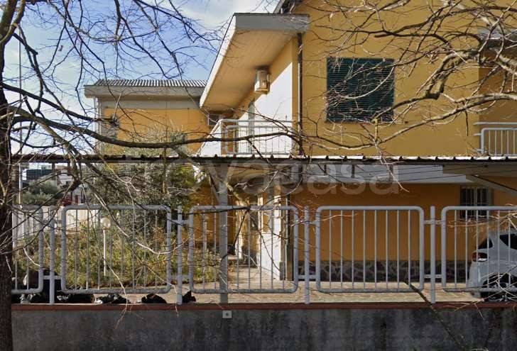 ufficio in vendita a Pistoia