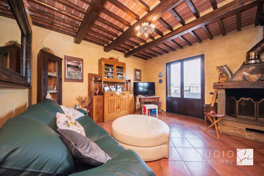 appartamento in vendita a Pistoia in zona Centro Città