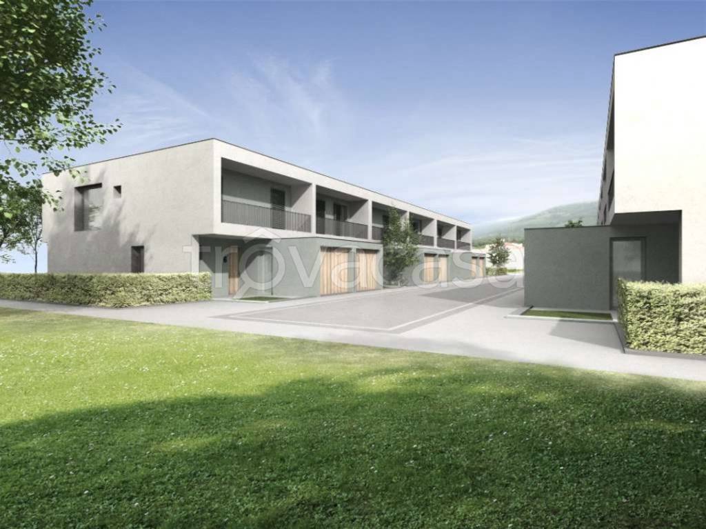 casa indipendente in vendita a Pistoia in zona Cacciaia