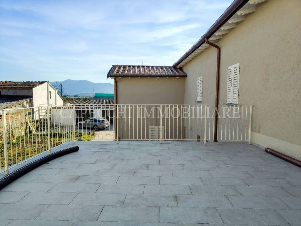 appartamento in vendita a Pistoia in zona Spazzavento