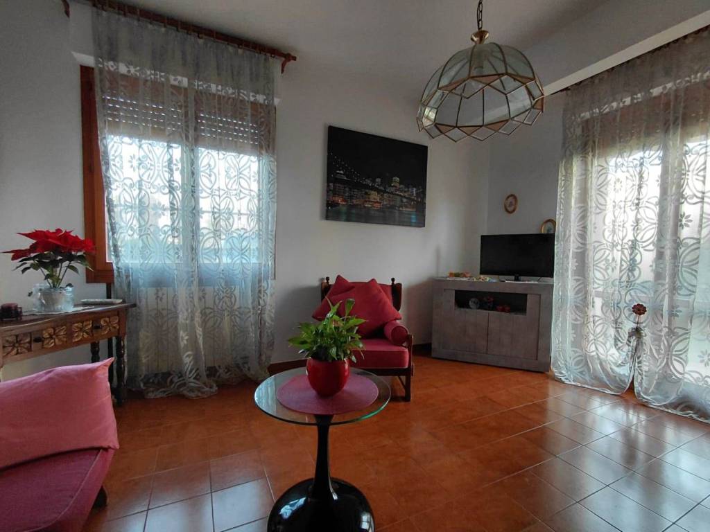 appartamento in vendita a Pistoia in zona Stadio