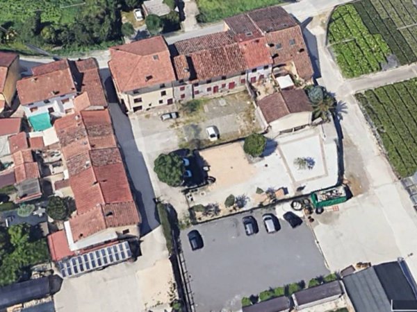 casa indipendente in vendita a Pistoia