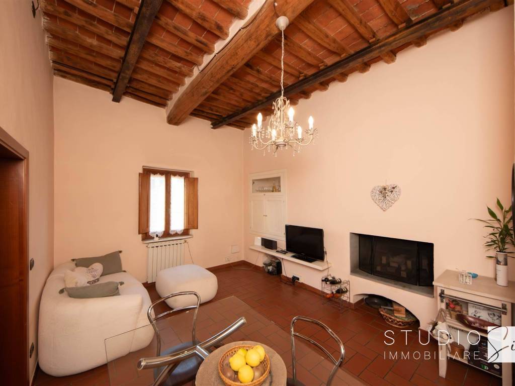 appartamento in vendita a Pistoia in zona Centro Città