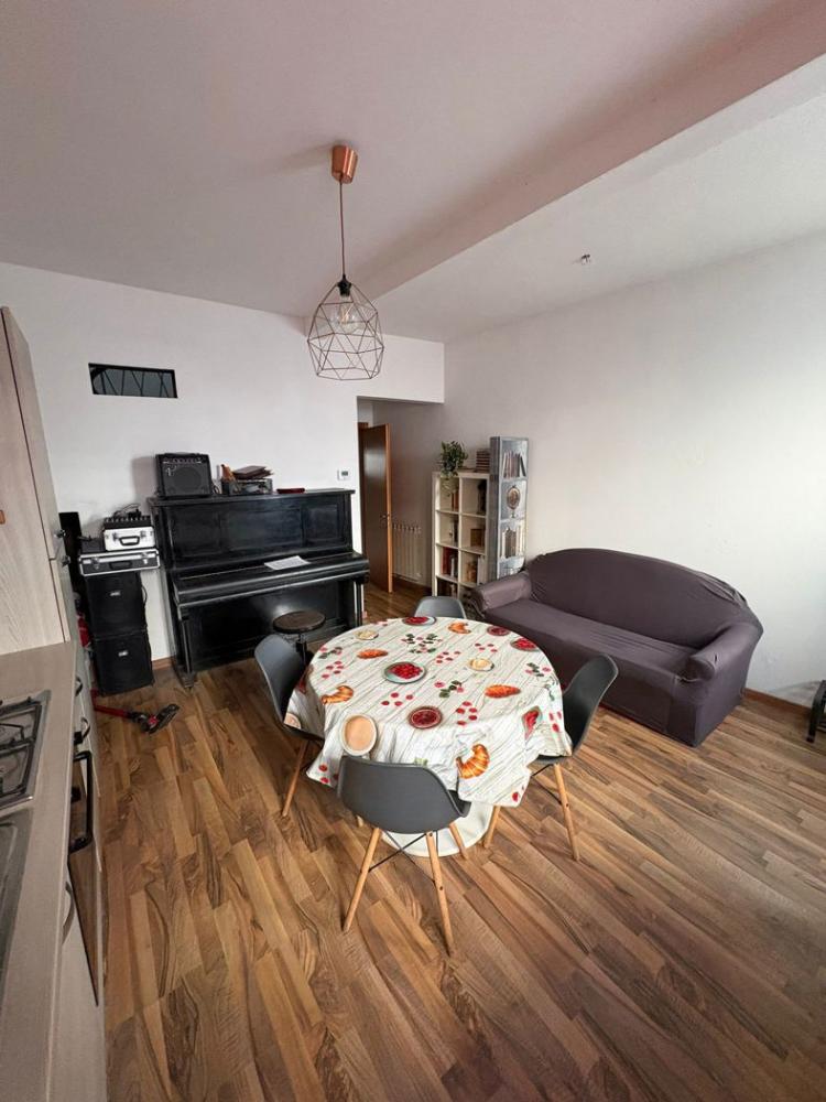 casa indipendente in vendita a Pistoia in zona Centro Città