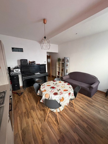 casa indipendente in vendita a Pistoia in zona Centro Città