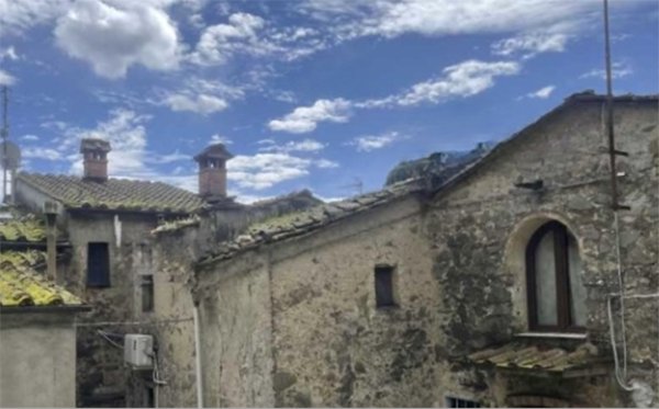 casa indipendente in vendita a Pistoia in zona Campiglio