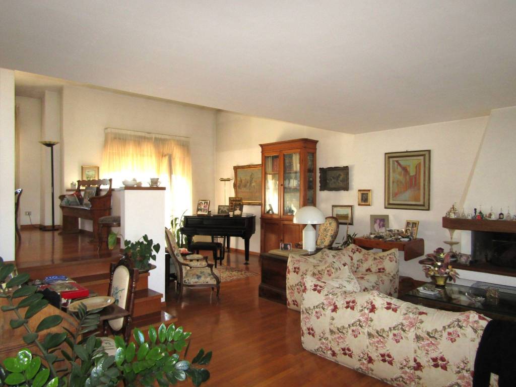 appartamento in vendita a Pistoia in zona Stadio